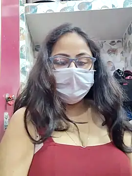 Snapshot of nisha_1110 chatting on April 10, 3:28 pm nisha 1110 online show from April 10, 3:28 pm