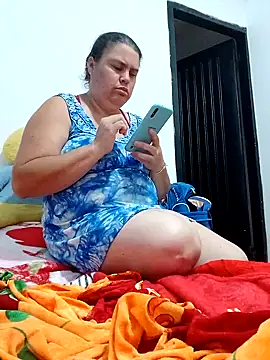 Snapshot of yaneth_ chatting on September 28, 12:49 am yaneth online show from September 28, 12:49 am