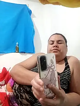 Snapshot of yaneth_ chatting on October 10, 11:20 am yaneth online show from October 10, 11:20 am