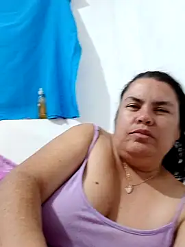 Snapshot of yaneth_ chatting on October 21, 12:55 am yaneth online show from October 21, 12:55 am