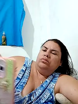 yaneth  online show from November 5, 10:59 am