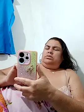 yaneth  online show from November 10, 1:26 am