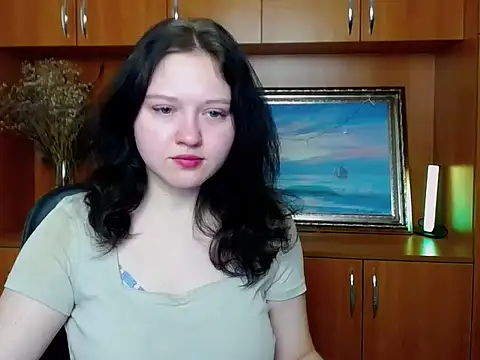 LadyAlice  online show from March 4, 6:52 am