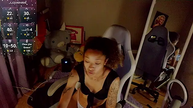 rubywithpearls online show from April 11, 9:02 am