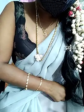 Snapshot of lolida69thamil chatting on May 23, 4:22 pm lolida69thamil online show from May 23, 4:22 pm