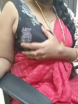 Snapshot of lolida69thamil chatting on June 8, 3:40 am lolida69thamil online show from June 8, 3:40 am