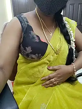 Snapshot of lolida69thamil chatting on June 9, 2:39 pm lolida69thamil online show from June 9, 2:39 pm