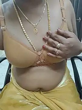 Snapshot of lolida69thamil chatting on June 10, 5:12 pm lolida69thamil online show from June 10, 5:12 pm