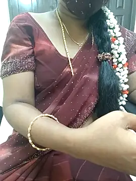Snapshot of lolida69thamil chatting on June 15, 8:27 am lolida69thamil online show from June 15, 8:27 am