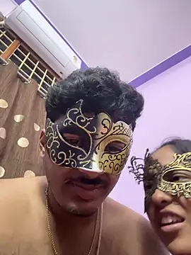 VVcouple online show from October 8, 6:05 pm