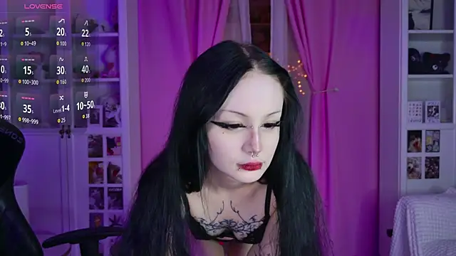 MiaScarlettt online show from June 5, 7:08 pm