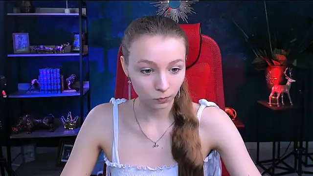 JulieDaniel online show from May 6, 4:08 am