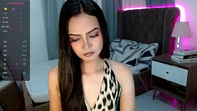 Snapshot of Brownsausagerober chatting on March 24, 6:18 am Brownsausagerober online show from March 24, 6:18 am