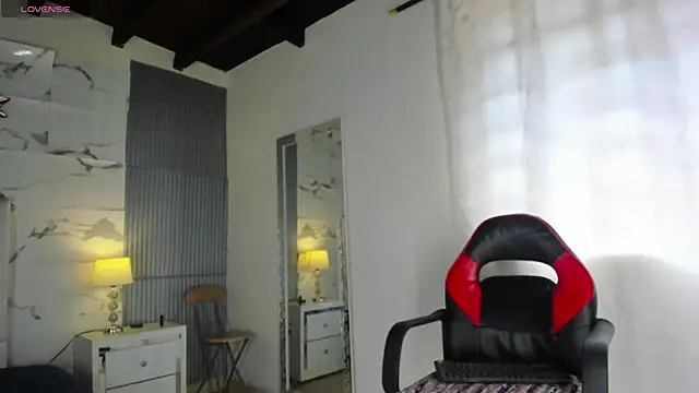 LilihtMature online show from December 14, 5:07 pm