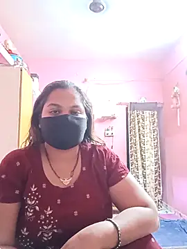 Snapshot of biggbobbsgirl chatting on February 17, 6:14 pm biggbobbsgirl online show from February 17, 6:14 pm