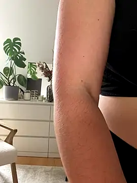 chloedlm5 online show from October 15, 8:47 am