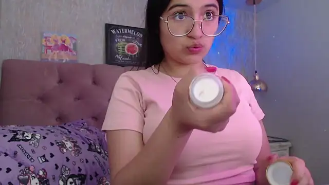 laurenelove online show from October 21, 3:51 am