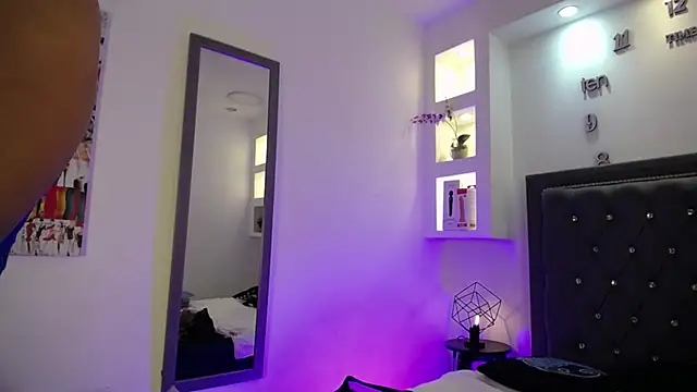 MelissaRhodes online show from November 3, 8:43 pm