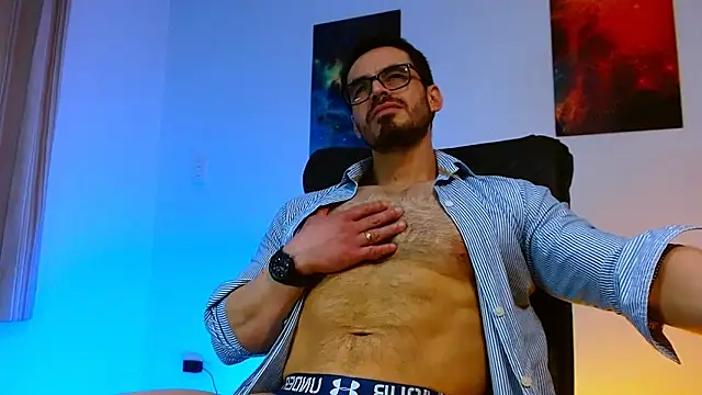 Snapshot of Axel_Lover chatting on March 24, 11:10 pm Axel Lover online show from March 24, 11:10 pm