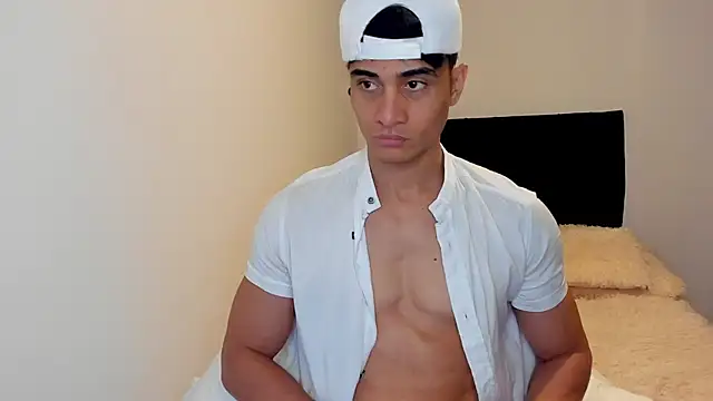 stylish men online show from September 30, 1:49 pm