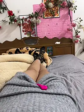 sharon-Hanna online show from February 7, 2:32 pm