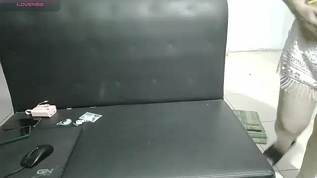 Owe chan online show from December 4, 12:14 pm