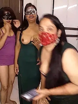 Sexy anaamika online show from May 11, 7:14 am