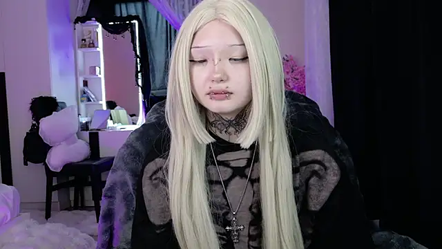 Lein Bone online show from May 15, 11:56 pm