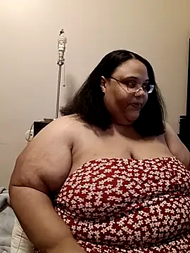 SexyBBW10790 online show from October 1, 12:27 am