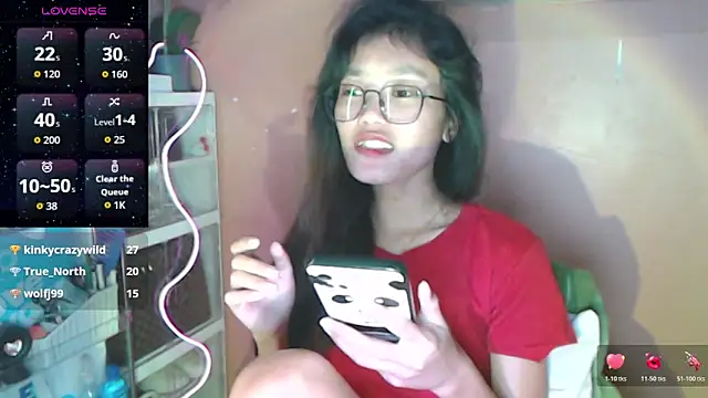 Snapshot of skinny_gracie chatting on February 15, 1:13 am skinny gracie online show from February 15, 1:13 am