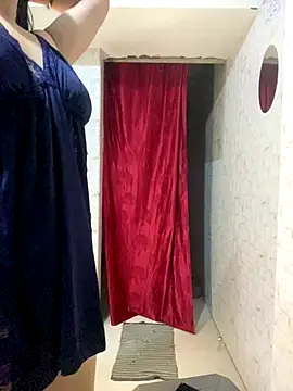 MONA 0213 online show from September 26, 6:12 pm