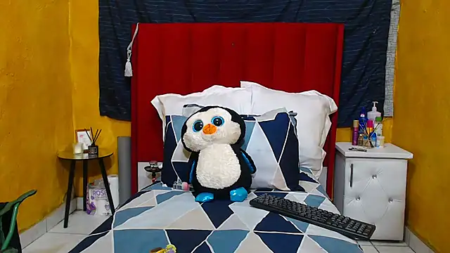 Candycrush2555 online show from September 23, 8:23 pm