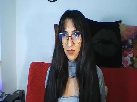 a miss online show from February 6, 9:29 pm