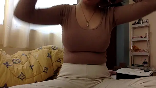 tutu101 online show from April 11, 7:13 am