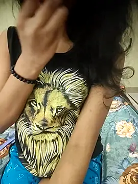 Snapshot of Snaya-baby chatting on April 10, 5:39 pm Snaya-baby online show from April 10, 5:39 pm
