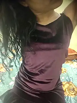 Snapshot of Snaya-baby chatting on April 12, 1:38 pm Snaya-baby online show from April 12, 1:38 pm