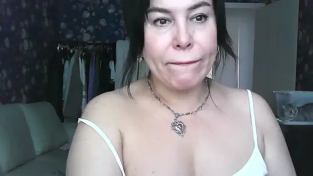 Monica-Mia online show from February 5, 8:08 am