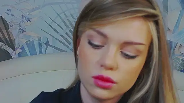 MarilynNova online show from March 21, 5:01 am