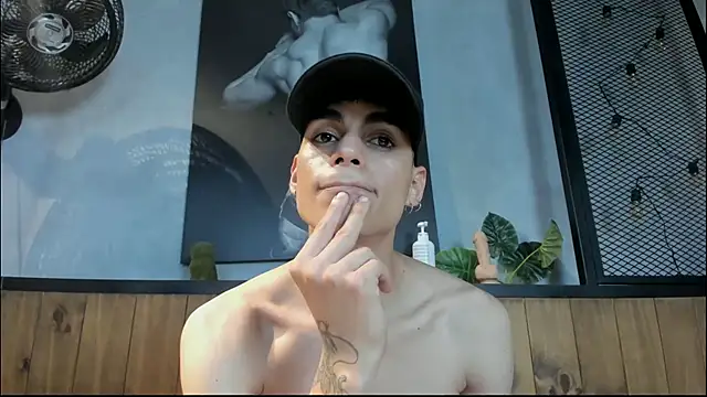 Dani mc1 online show from October 2, 11:34 pm