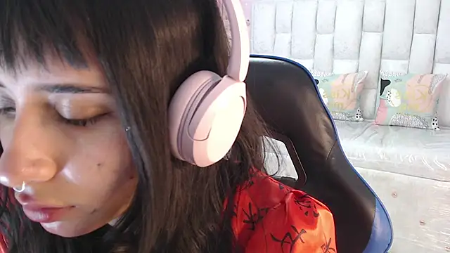 allyssa bellini s online show from September 21, 3:35 pm