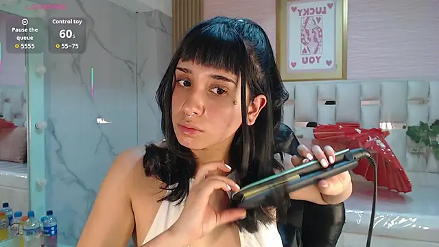 allyssa bellini s online show from September 26, 8:24 pm