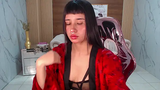 allyssa bellini s online show from October 19, 1:01 pm