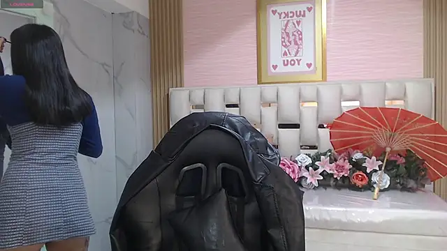 allyssa bellini s online show from December 22, 8:06 pm