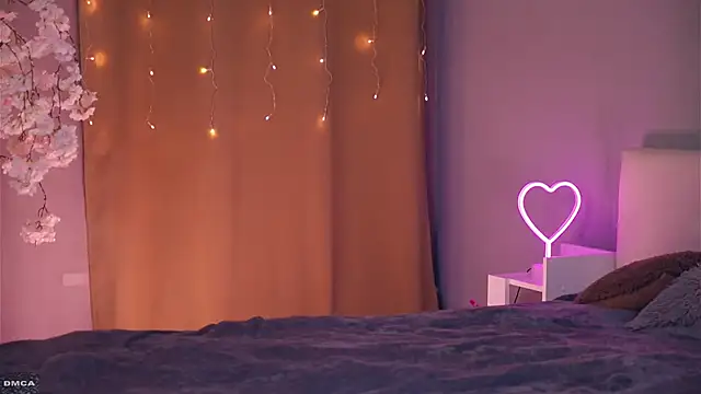 AccaCroyle online show from December 22, 8:50 pm