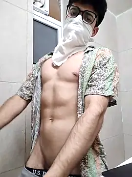 Snapshot of mrmasseur06 chatting on May 21, 6:48 pm mrmasseur06 online show from May 21, 6:48 pm