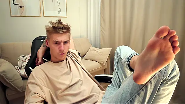 MrSexyCum4U online show from September 25, 5:49 pm