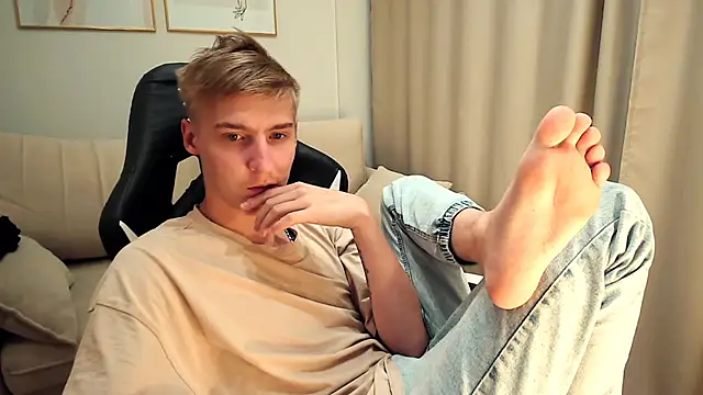 MrSexyCum4U online show from September 27, 8:58 pm