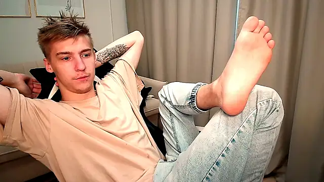 MrSexyCum4U online show from October 1, 1:50 pm