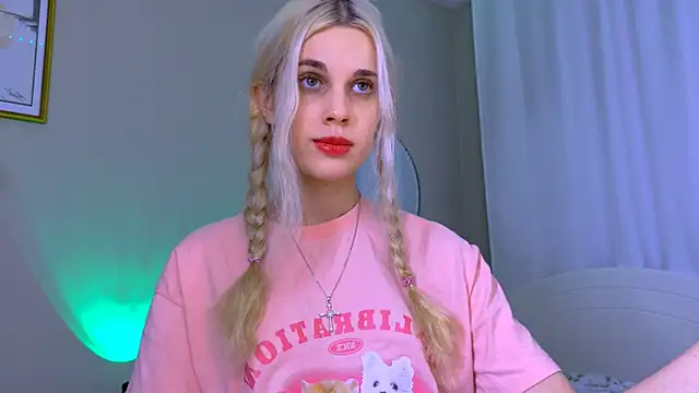 Snapshot of carmen_crybaby chatting on September 26, 6:01 pm carmen crybaby online show from September 26, 6:01 pm