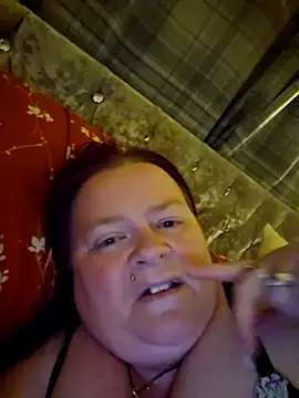 Snapshot of Stripmummydaddy19 chatting on September 20, 8:21 pm Stripmummydaddy19 online show from September 20, 8:21 pm